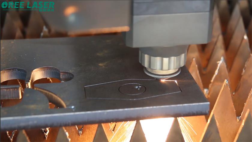 Qual é a razão pela qual a máquina de corte a laser de fibra não pode cortar a peça de trabalho?